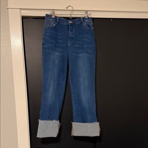 Stylish Blue Cropped Women's Jeans